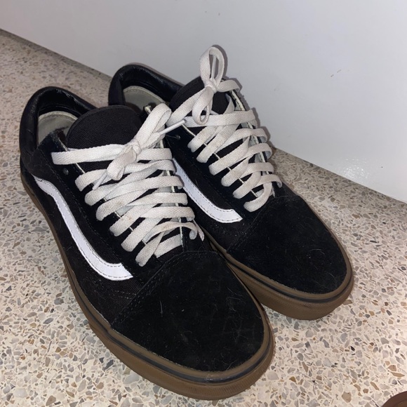 VANS old school with brown wall - Picture 2 of 2